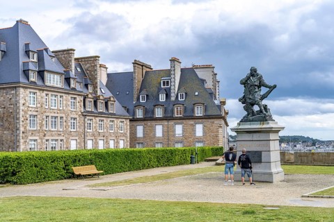 Statue of explorer Jacques Cartier on the ramparts of Saint Malo