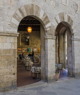 Cafe in Piazza Giuseppe Garibald