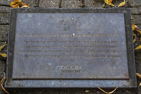 Sculpture group De Driekantige Boeren van Olen