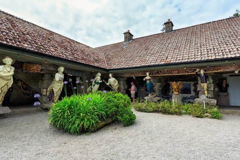 Figureheads outside Valhalla Museum