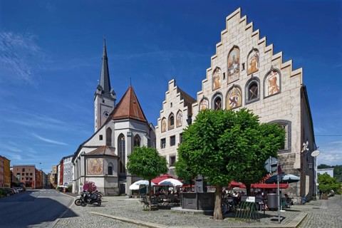 Marienplatz with historic town hall with stepped gable