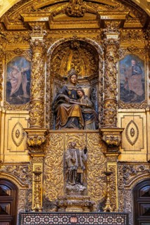 Altar detail in the Se do Porto Cathedral