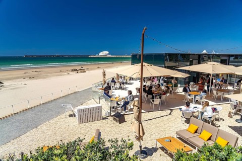 Restaurant Vagas on the beach of Matosinhos near Porto