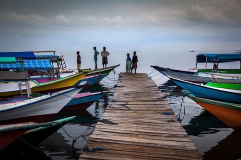 Jetty and small boats