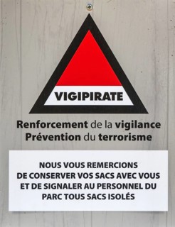 French Vigiparate sign preventing terrorism advising not to leave bags and rucksacks
