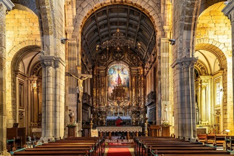 Interior of the church Igreja de Nossa Senhora da Oliveira