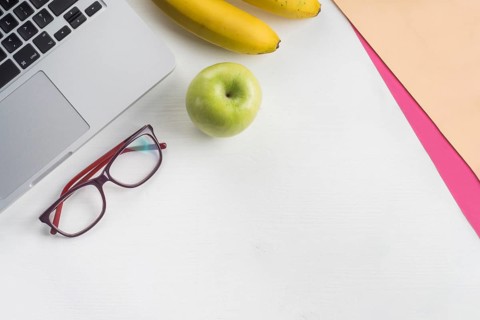 Laptop tasty fruits