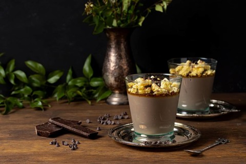 Table arrangement mousse dessert