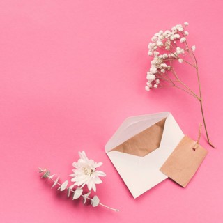 Flower branches with envelope table