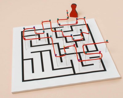 High angle maze thread