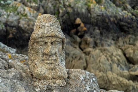 Granite sculptures Les Roches Sculptes near Rotheneuf