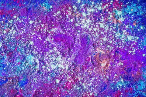 Circle prints purple powder