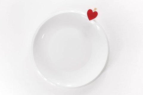 Small heart attached plate