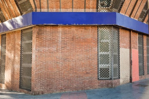 Wall announcement
