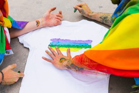 Men drawing rainbow t shirt