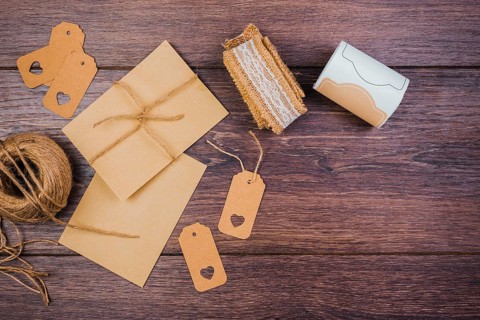 Tags blank paper jute spool lace wooden table