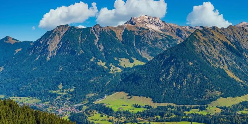 Mountain panorama from Soellereck to Stillachtal and Oberstdorf