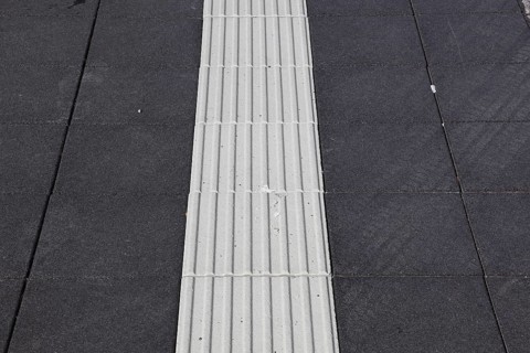 Guiding blocks for the blind