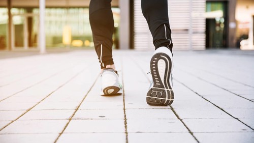 Crop legs running street
