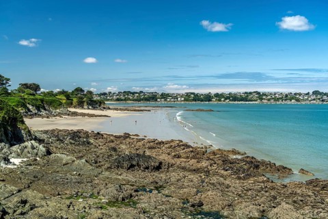 The Plage des cures beach in Plestin-les-Greves