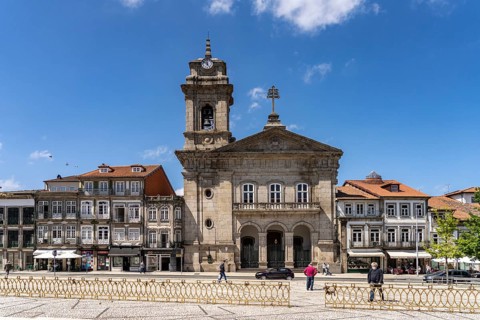 Basilica of St. Peter and Largo do Toural Square