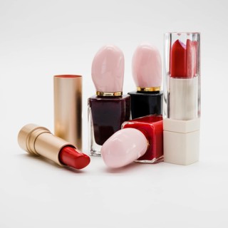 Makeup lipstick