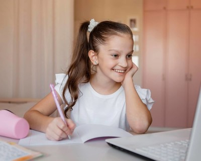 Girl paying attention online lessons home
