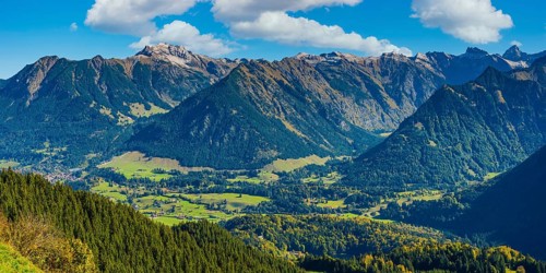 Mountain panorama from Soellereck to Stillachtal and Oberstdorf