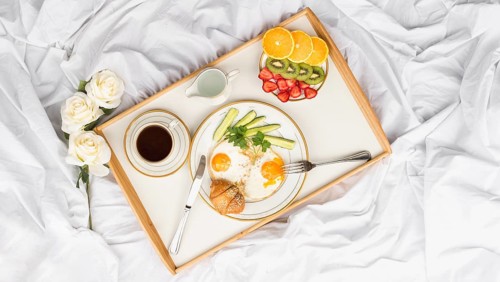 Roses healthy breakfast tray crumbled bed