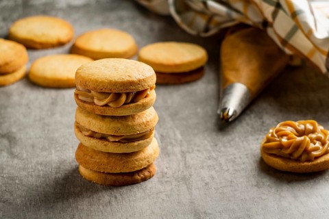 Delicious alfajores arrangement