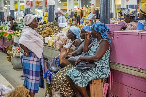 Creole women at the Centrale Markt