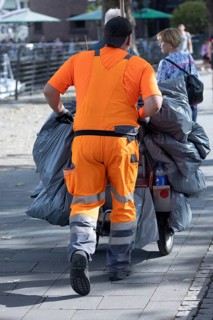 Employee of the refuse collection