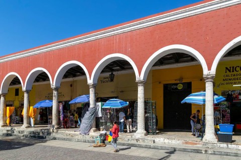 Portal De Granos market