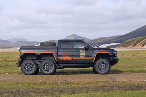 SUV from Hummer Centru Praha