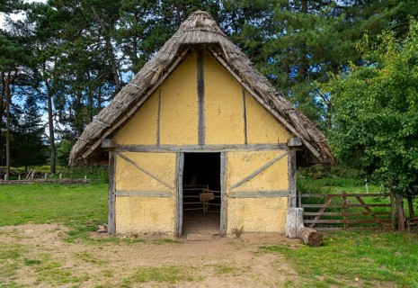 Wood and thatch building at West Stow