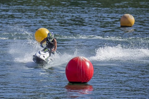 Jet ski