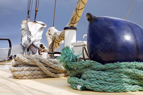 Hawsers on deck of the tall ship