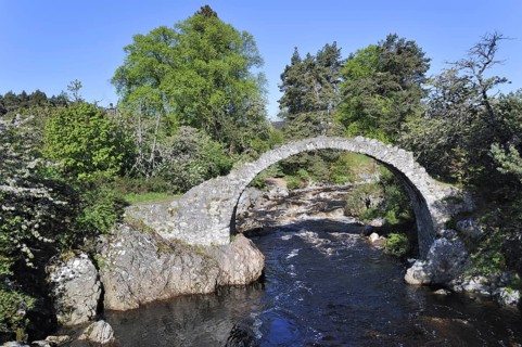 Pack Horse Funeral bridge over the river Dulnain