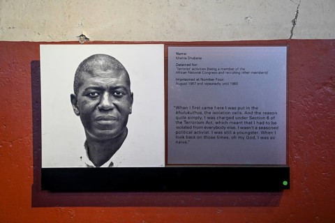 Display board with a prisoner's profile