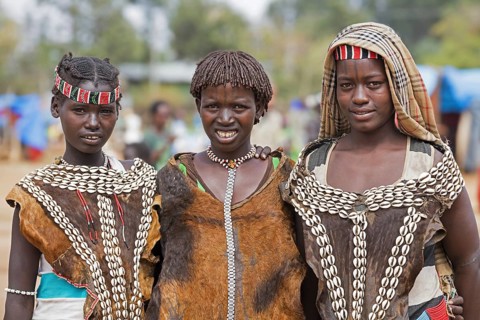 Three young black women of the Banna