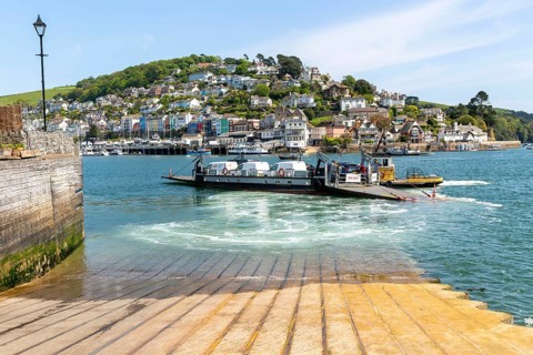 Vehicle ferry to Kingswear leaving from Dartmouth