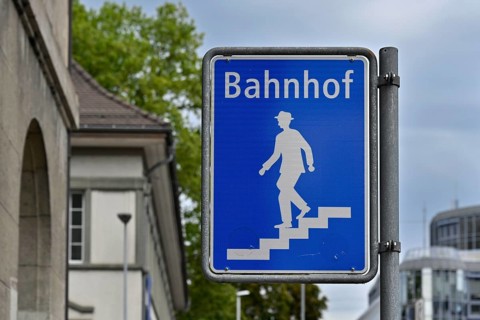 Station pedestrian subway sign