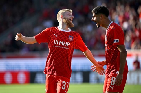 Goal celebration Jan-Niklas Beste 1. FC Heidenheim 1846 FCH