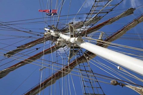 Mast and rigging on board of the tall ship