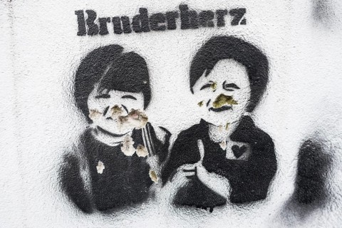 Grafitti on the theme of brotherly love