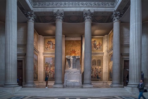 Monument to Unknown Heroes and Martyrs who died for France