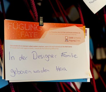 Wish list at the exit of the exhibition Koerperwelten