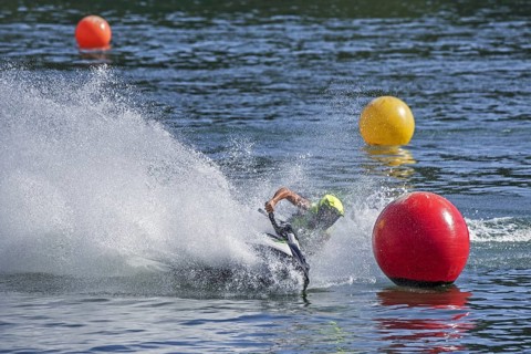 Jet ski