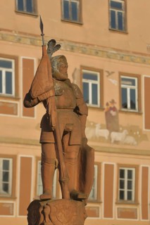 Milchling fountain with sculpture of Grand Master Wolfgang Schutzbar alias Milchling of the Teutonic Order as knight with coat of arms
