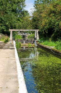 River Stour lock and lock-gate at Flatford Mill